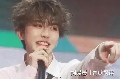 爆料直播间蔡徐坤视频,揭秘偶像背后的真实瞬间  第1张